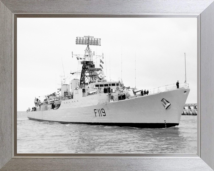 HMS Eskimo (F119) Royal Navy Tribal Class Frigate Entering Harbour Photo Print Wall Art Decor - Posters, Prints, & Visual Artwork - by Hampshire Prints (image 7 of 9)