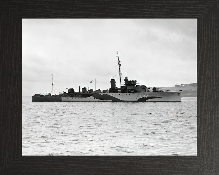 HMS Fleetwood (U47) Royal Navy Grimsby Class Sloop Starboard View Photo Print Wall Art Decor - Posters, Prints, & Visual Artwork - by Hampshire Prints (image 3 of 9)