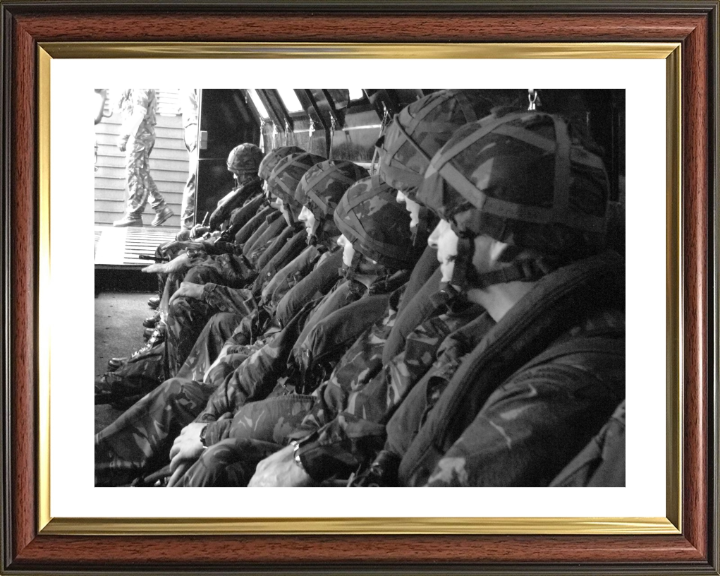Royal Marine Commando Amphibious Landing Practice Photo Print - 40 Commando Posters, Prints, & Visual Artwork Hampshire Prints 10 x 8 Classic Frame Yes