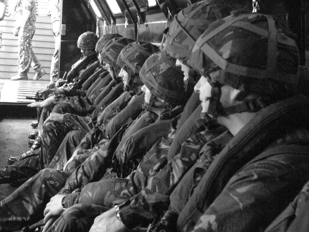 Royal Marine Commando Onboard a craft Photo Print - 40 Commando Posters, Prints, & Visual Artwork Hampshire Prints 6 x 4 No Frame No