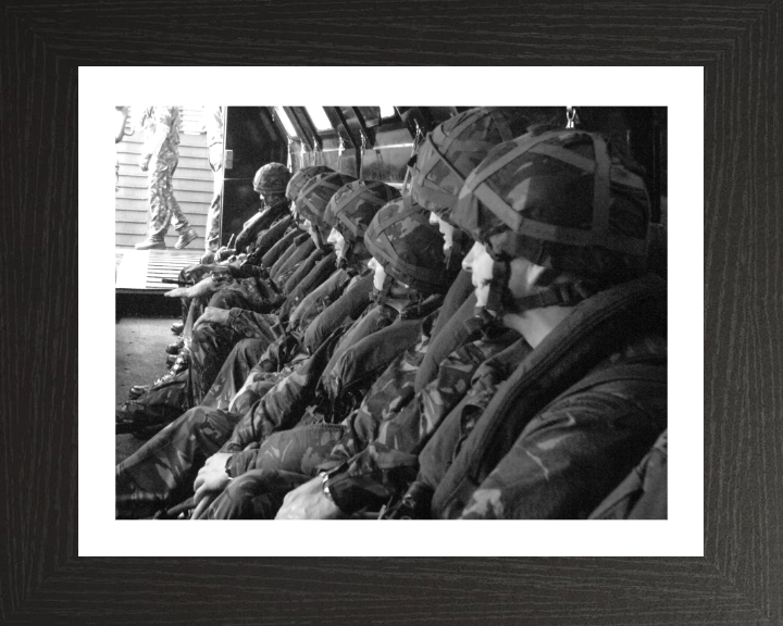 Royal Marine Commando Amphibious Landing Practice Photo Print - 40 Commando Posters, Prints, & Visual Artwork Hampshire Prints 10 x 8 Black Frame Yes
