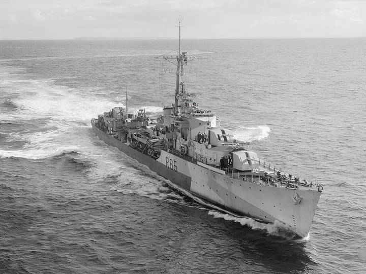 HMS Cambrian (R85) Royal Navy C Class Destroyer High Starboard Bow View Photo Print Wall Art Decor Posters, Prints, & Visual Artwork Hampshire Prints 6 x 4 No Frame No