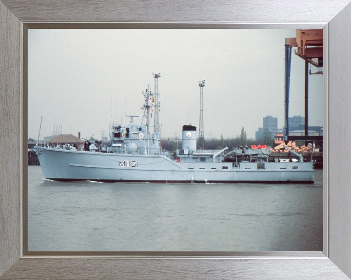 HMS Iveston M1151 Ton Class Minesweeper March 1990 Photo Print - Posters, Prints, & Visual Artwork - by Hampshire Prints (image 7 of 9)