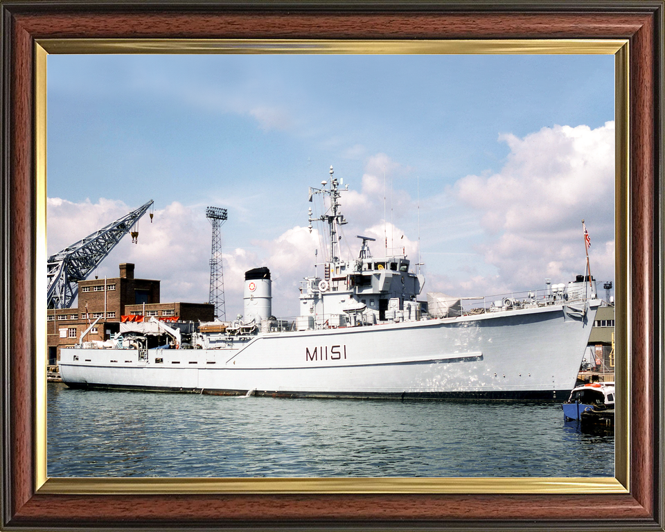 HMS Iveston M1151 Ton Class Minesweeper 1987 Photo Print - Posters, Prints, & Visual Artwork - by Hampshire Prints (image 9 of 9)