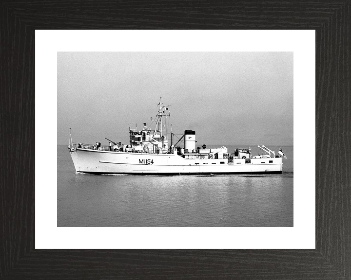HMS Kellington M1154 Ton Class Minesweeper Port Beam View Photo Print - Posters, Prints, & Visual Artwork - by Hampshire Prints (image 2 of 9)