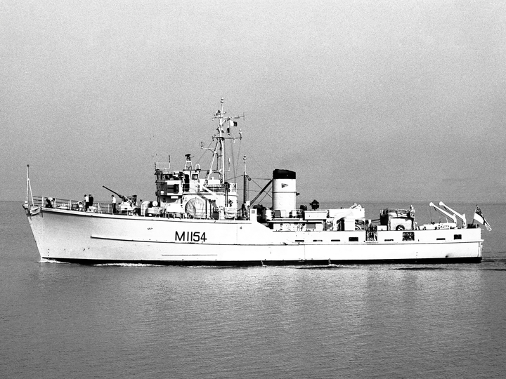 HMS Kellington M1154 Ton Class Minesweeper Port Beam View Photo Print - Posters, Prints, & Visual Artwork - by Hampshire Prints (image 1 of 9)