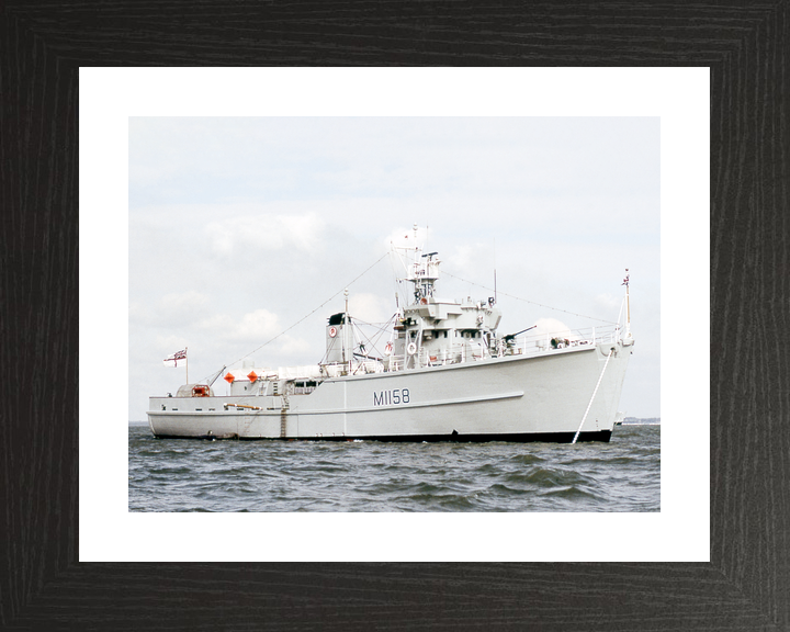 HMS Laleston M1158 Ton Class Minesweeper 1977 Photo Print - Posters, Prints, & Visual Artwork - by Hampshire Prints (image 2 of 9)