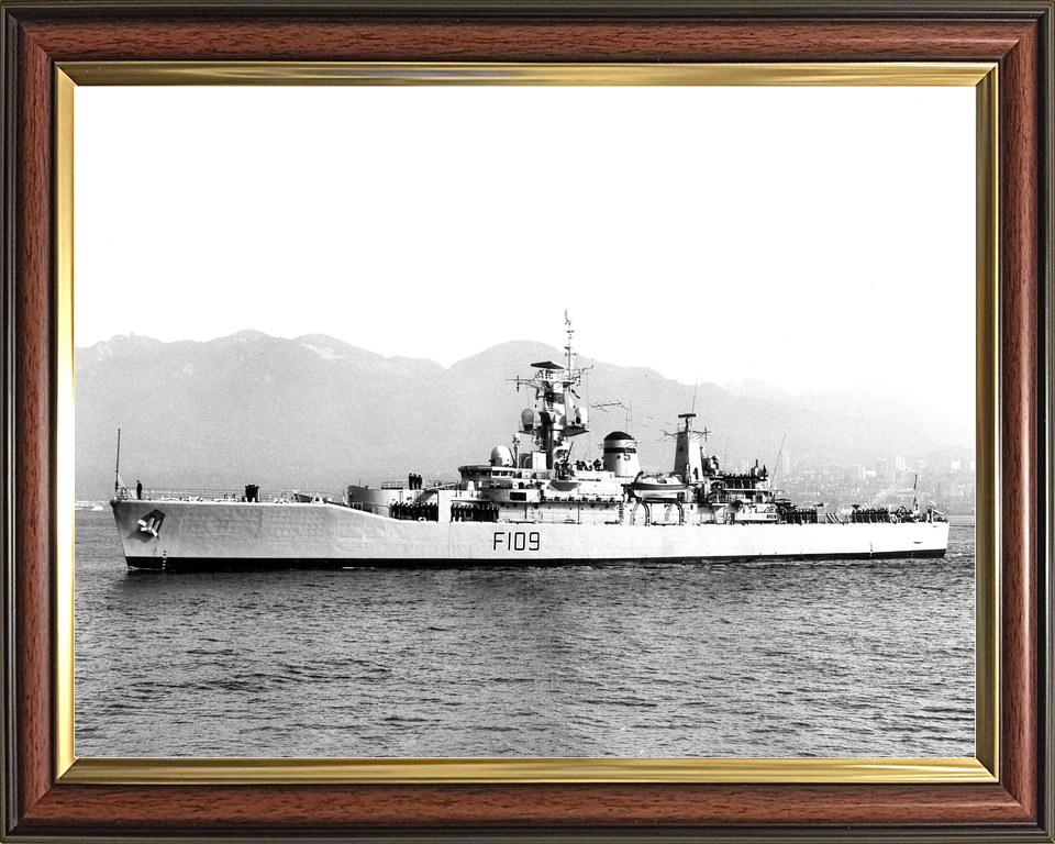 HMS Leander F109 Leander Class Frigate Port Beam View Photo Print - Posters, Prints, & Visual Artwork - by Hampshire Prints (image 9 of 9)