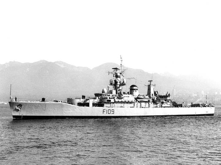 HMS Leander F109 Leander Class Frigate Port Beam View Photo Print - Posters, Prints, & Visual Artwork - by Hampshire Prints (image 1 of 9)