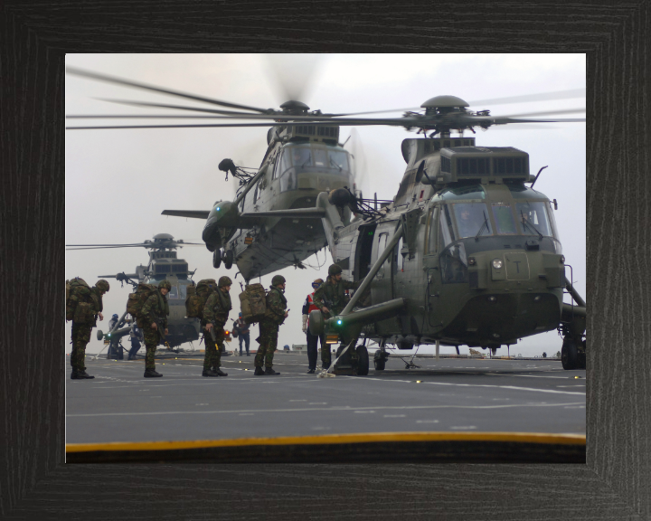 Royal Marine Commando Hands to Assault Stations Photo Print - 40 Commando Posters, Prints, & Visual Artwork Hampshire Prints 10 x 8 Black Frame No