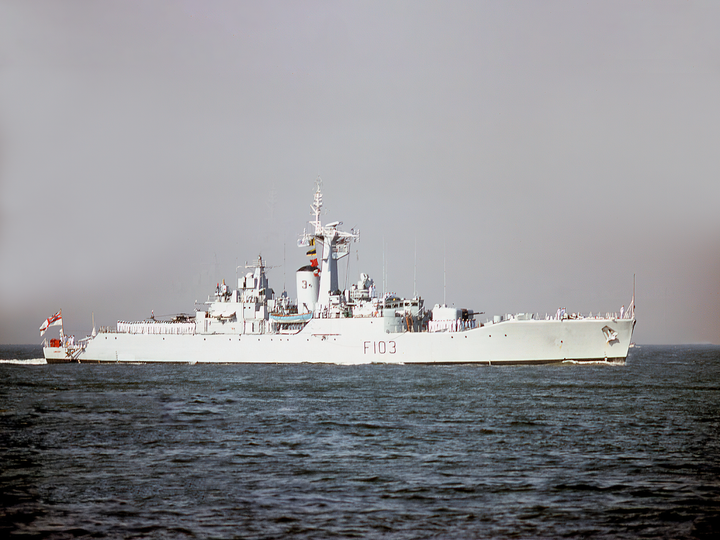 HMS Lowestoft F103 Rothesay Class Frigate 1976 Photo Print - Posters, Prints, & Visual Artwork - by Hampshire Prints (image 1 of 9)