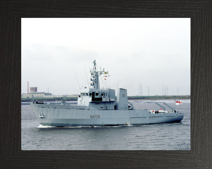 HMS Orwell M2011 River Class Minesweeper October 1985 Photo Print - Posters, Prints, & Visual Artwork - by Hampshire Prints (image 3 of 9)
