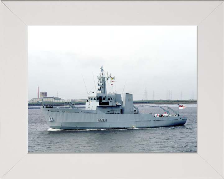 HMS Orwell M2011 River Class Minesweeper October 1985 Photo Print - Posters, Prints, & Visual Artwork - by Hampshire Prints (image 5 of 9)