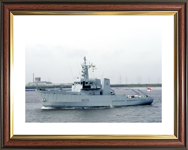 HMS Orwell M2011 River Class Minesweeper October 1985 Photo Print - Posters, Prints, & Visual Artwork - by Hampshire Prints (image 8 of 9)