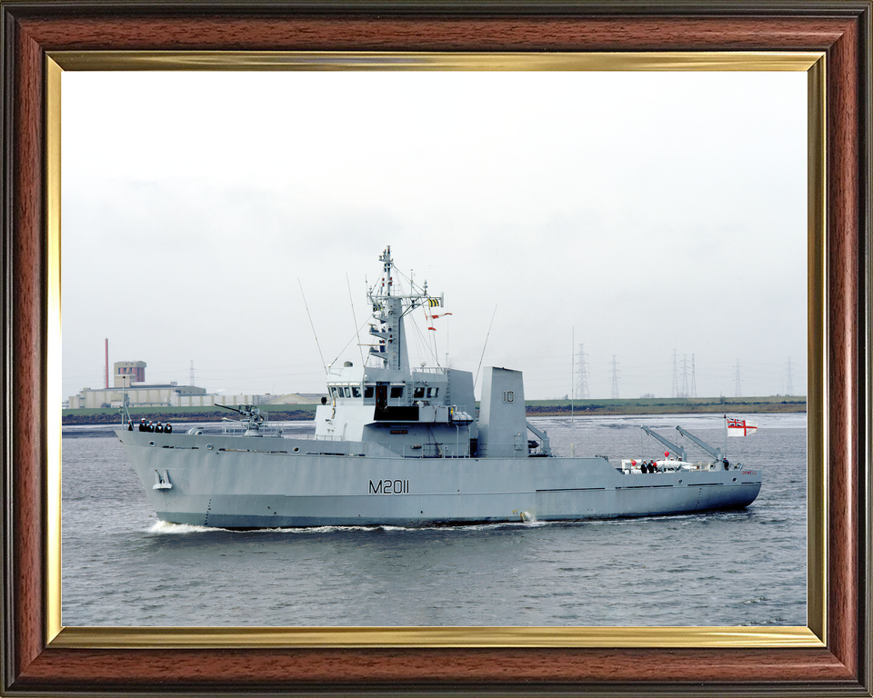 HMS Orwell M2011 River Class Minesweeper October 1985 Photo Print - Posters, Prints, & Visual Artwork - by Hampshire Prints (image 9 of 9)
