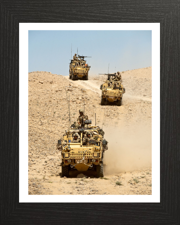 Royal Marine Commando moving through the desert Photo Print - 40 Commando Posters, Prints, & Visual Artwork Hampshire Prints 10 x 8 Black Frame Yes