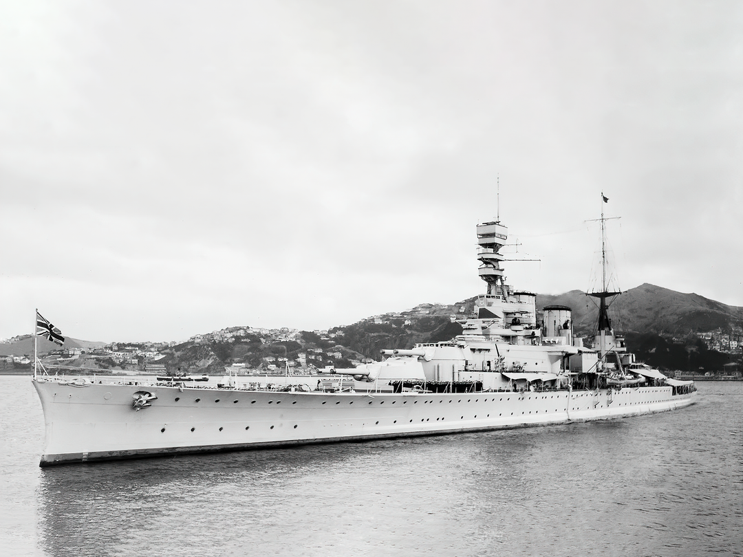 HMS Renown 1916 Renown Class Battlecruiser Port Side View Photo Print - Posters, Prints, & Visual Artwork - by Hampshire Prints (image 1 of 9)