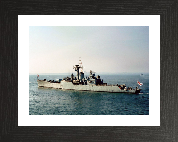HMS Rhyl F129 Rothesay Class Frigate March 1982 Photo Print - Posters, Prints, & Visual Artwork - by Hampshire Prints (image 2 of 9)