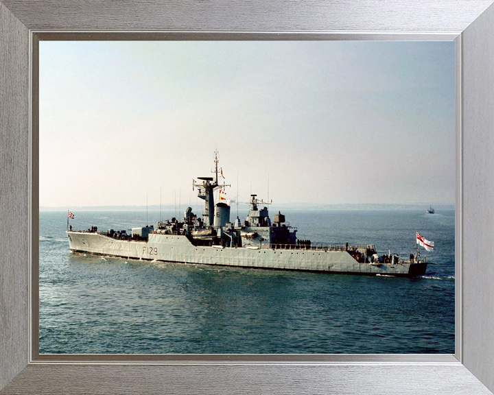 HMS Rhyl F129 Rothesay Class Frigate March 1982 Photo Print - Posters, Prints, & Visual Artwork - by Hampshire Prints (image 7 of 9)