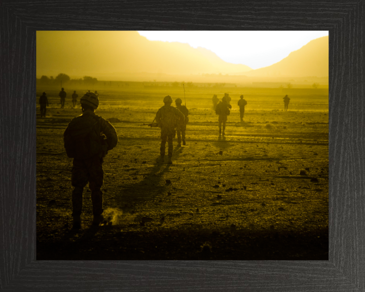 Royal Marine Commando Patrol at Dawn Photo Print - 40 Commando Posters, Prints, & Visual Artwork Hampshire Prints 10 x 8 Black Frame No