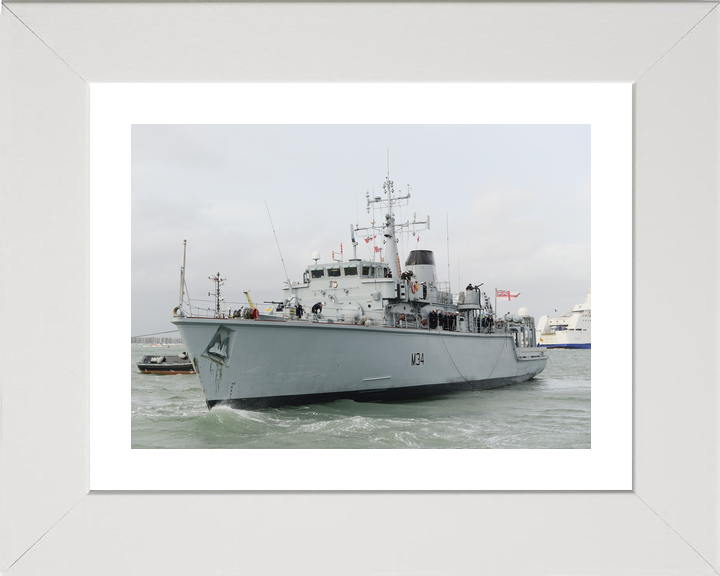 HMS Middleton M34 Hunt Class Mine Warfare Vessel November 2015 Photo Print - Posters, Prints, & Visual Artwork - by Hampshire Prints (image 4 of 9)
