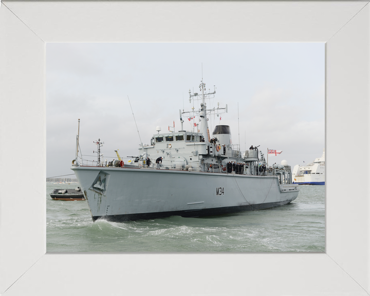 HMS Middleton M34 Hunt Class Mine Warfare Vessel November 2015 Photo Print - Posters, Prints, & Visual Artwork - by Hampshire Prints (image 5 of 9)