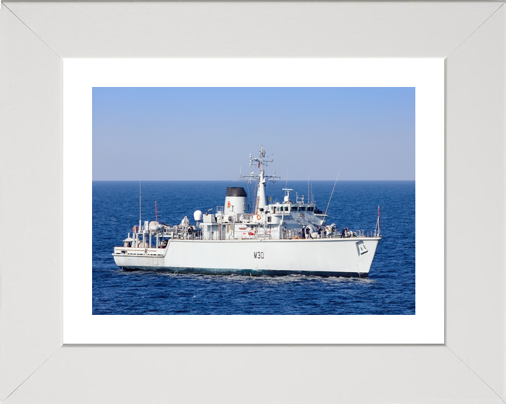 HMS Ledbury M30 Hunt Class Minesweeper 2020 Starboard View Photo Print - Posters, Prints, & Visual Artwork - by Hampshire Prints (image 4 of 9)