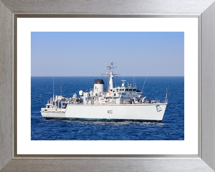 HMS Ledbury M30 Hunt Class Minesweeper 2020 Starboard View Photo Print - Posters, Prints, & Visual Artwork - by Hampshire Prints (image 6 of 9)
