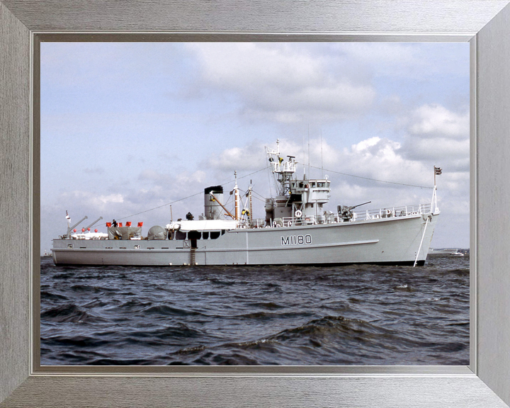 HMS Shavington M1180 Ton Class Minesweeper Warship June 1977 Photo Print - Posters, Prints, & Visual Artwork - by Hampshire Prints (image 7 of 9)