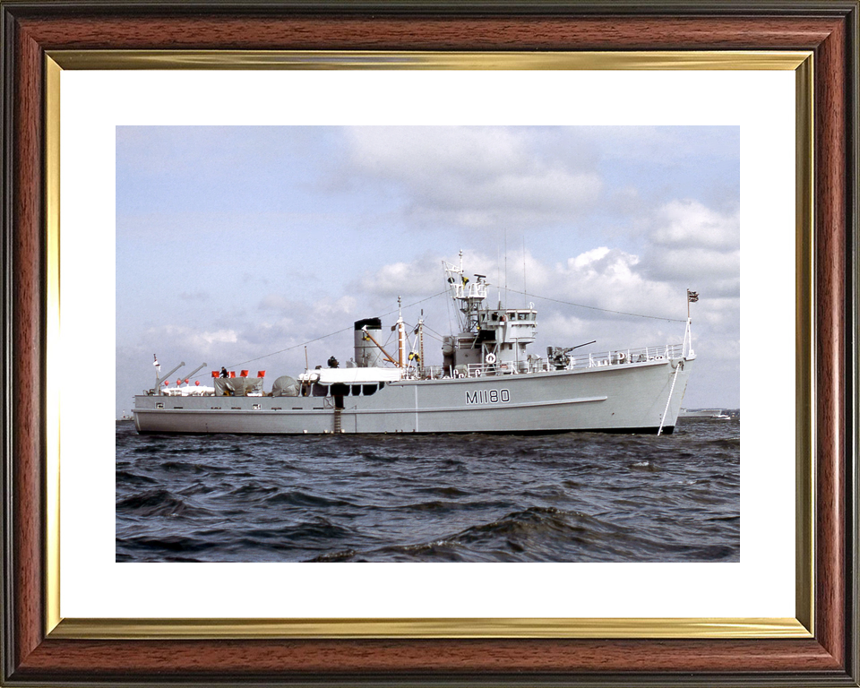 HMS Shavington M1180 Ton Class Minesweeper Warship June 1977 Photo Print - Posters, Prints, & Visual Artwork - by Hampshire Prints (image 8 of 9)