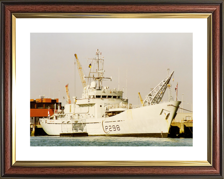 HMS Shetland P298 Island Class Patrol Vessel Alongside Photo Print - Posters, Prints, & Visual Artwork - by Hampshire Prints (image 8 of 9)