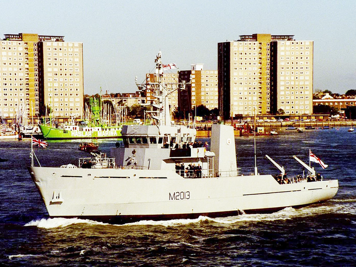 HMS Spey M2013 River Class Minesweeper Warship June 1994 Photo Print - Posters, Prints, & Visual Artwork - by Hampshire Prints (image 1 of 9)
