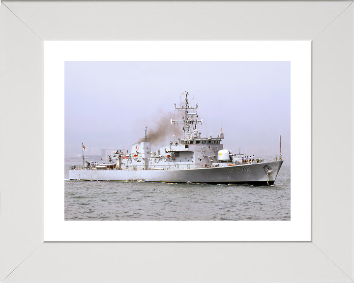 HMS Starling P241 Peacock Class Patrol Vessel August 1986 Photo Print - Posters, Prints, & Visual Artwork - by Hampshire Prints (image 4 of 9)