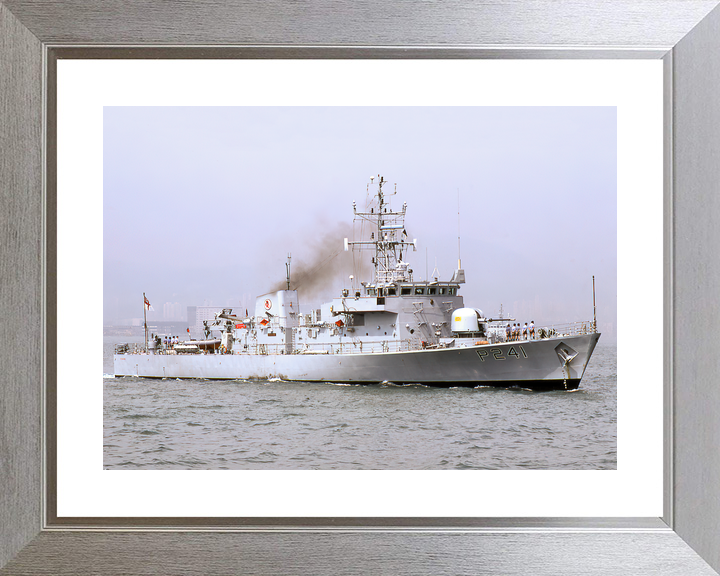 HMS Starling P241 Peacock Class Patrol Vessel August 1986 Photo Print - Posters, Prints, & Visual Artwork - by Hampshire Prints (image 6 of 9)