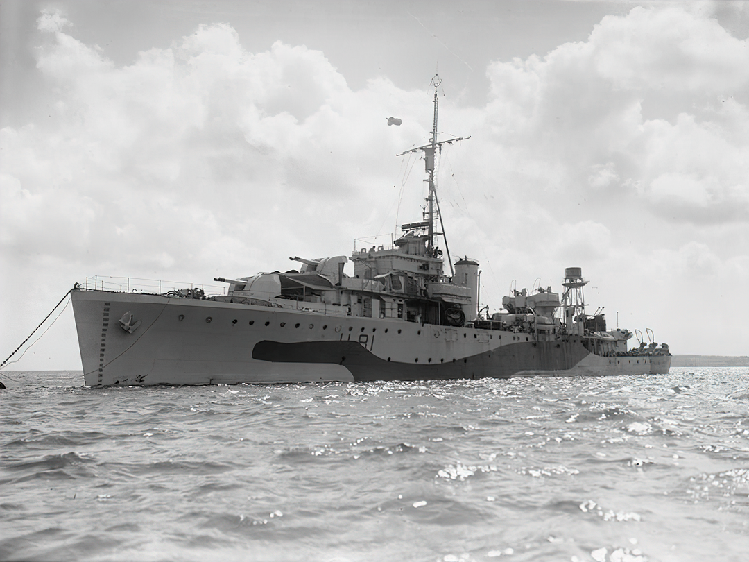 HMS Stork L81 Bittern Class Sloop Warship July 1943 Photo Print - Posters, Prints, & Visual Artwork - by Hampshire Prints (image 1 of 9)