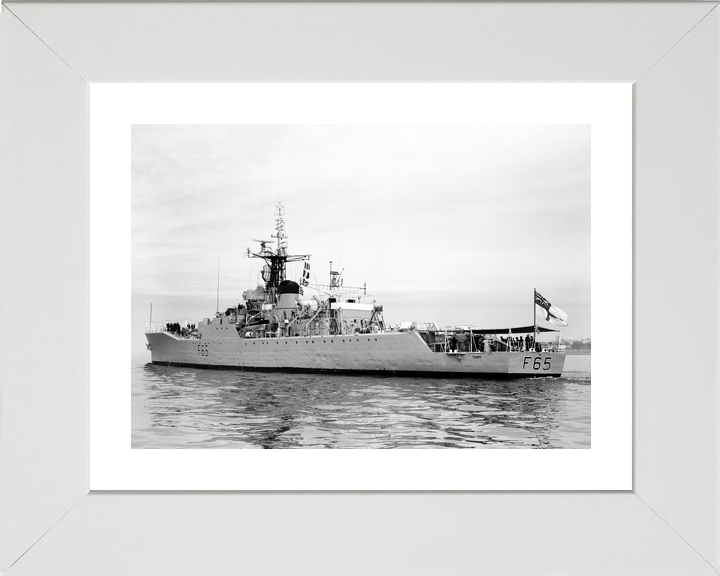 HMS Tenby F65 Whitby Class Frigate Port Side View Photo Print - Posters, Prints, & Visual Artwork - by Hampshire Prints (image 4 of 9)
