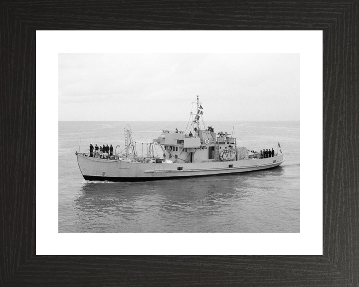 HMT Thames 1938 Rescue Tugboat Photo Print - Posters, Prints, & Visual Artwork - by Hampshire Prints (image 2 of 9)