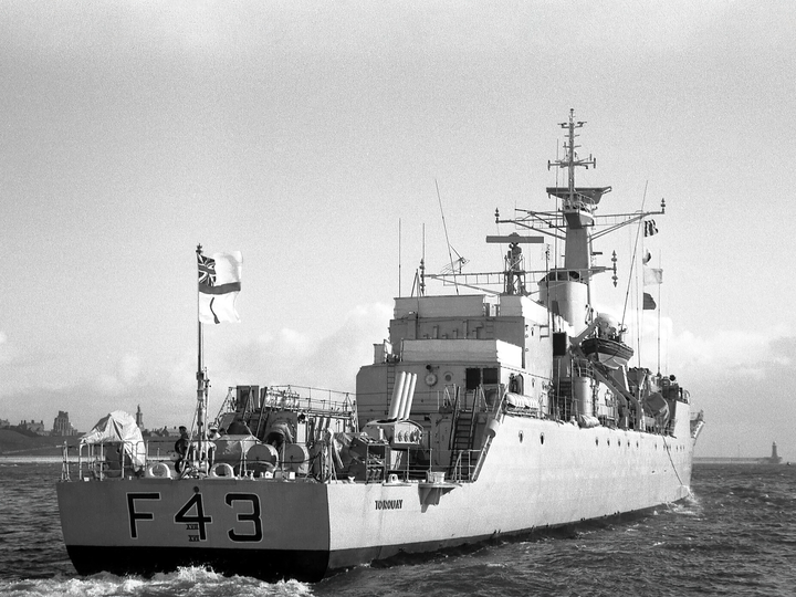 HMS Torquay F43 Whitby Class Frigate Starboard Quarter View Photo Print - Posters, Prints, & Visual Artwork - by Hampshire Prints (image 1 of 9)