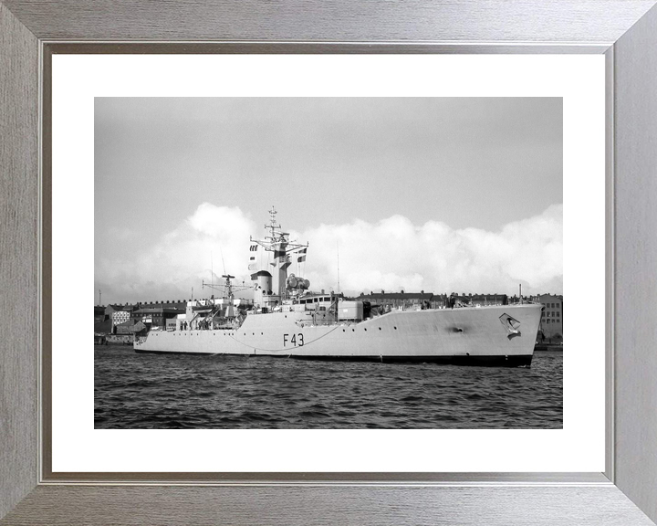 HMS Torquay F43 Whitby Class Frigate Starboard Side View Photo Print - Posters, Prints, & Visual Artwork - by Hampshire Prints (image 6 of 9)