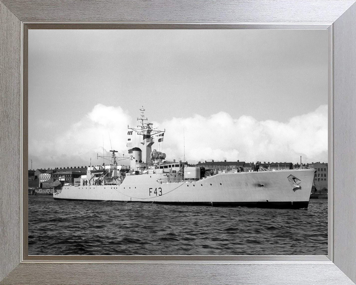 HMS Torquay F43 Whitby Class Frigate Starboard Side View Photo Print - Posters, Prints, & Visual Artwork - by Hampshire Prints (image 7 of 9)