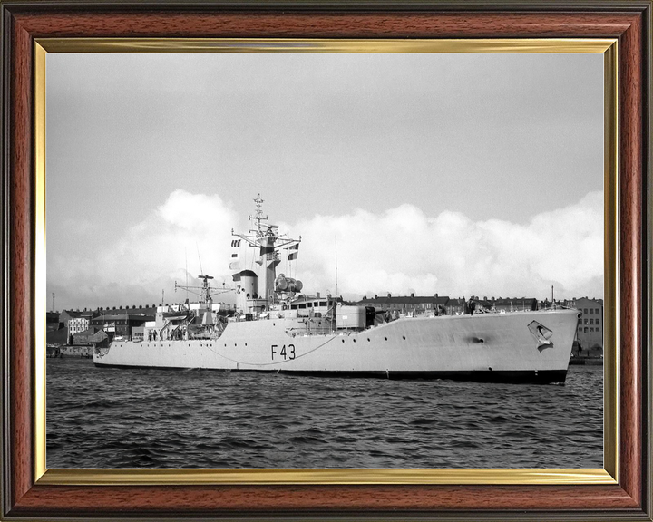 HMS Torquay F43 Whitby Class Frigate Starboard Side View Photo Print - Posters, Prints, & Visual Artwork - by Hampshire Prints (image 9 of 9)