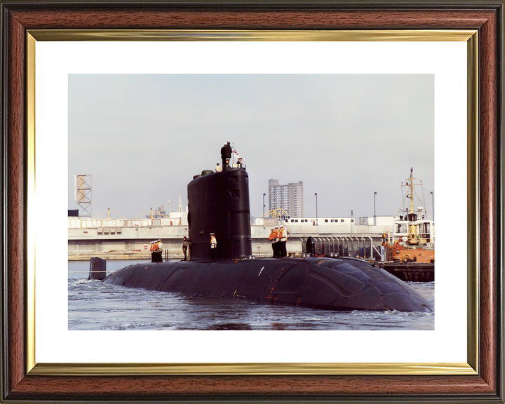 HMS Unseen S41 Upholder Class Submarine 1992