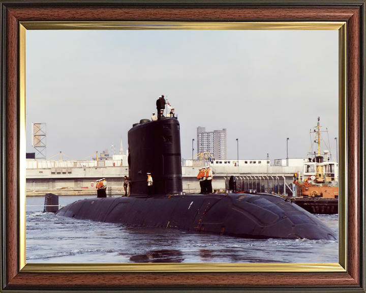 HMS Unseen S41 Upholder Class Submarine 1992