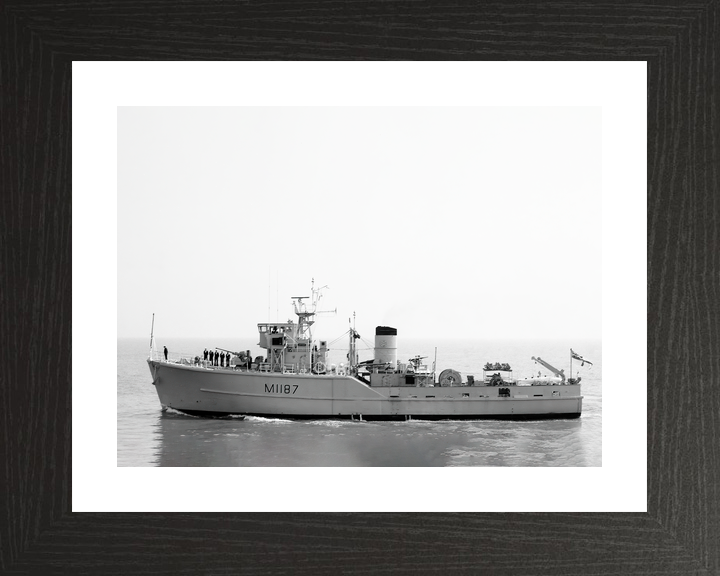 HMS Upton M1187 Ton Class Minesweeper Photo Print - Posters, Prints, & Visual Artwork - by Hampshire Prints (image 2 of 9)