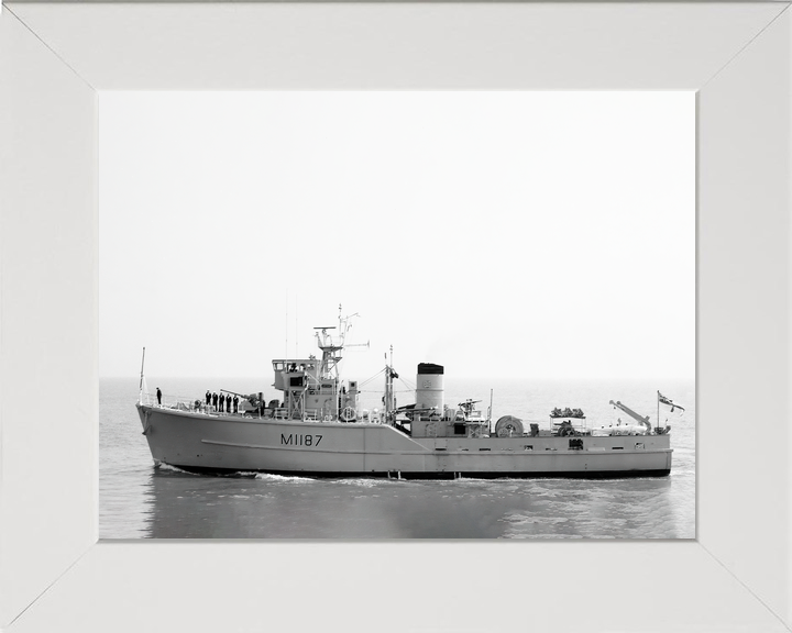 HMS Upton M1187 Ton Class Minesweeper Photo Print - Posters, Prints, & Visual Artwork - by Hampshire Prints (image 5 of 9)