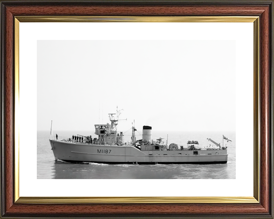 HMS Upton M1187 Ton Class Minesweeper Photo Print - Posters, Prints, & Visual Artwork - by Hampshire Prints (image 8 of 9)