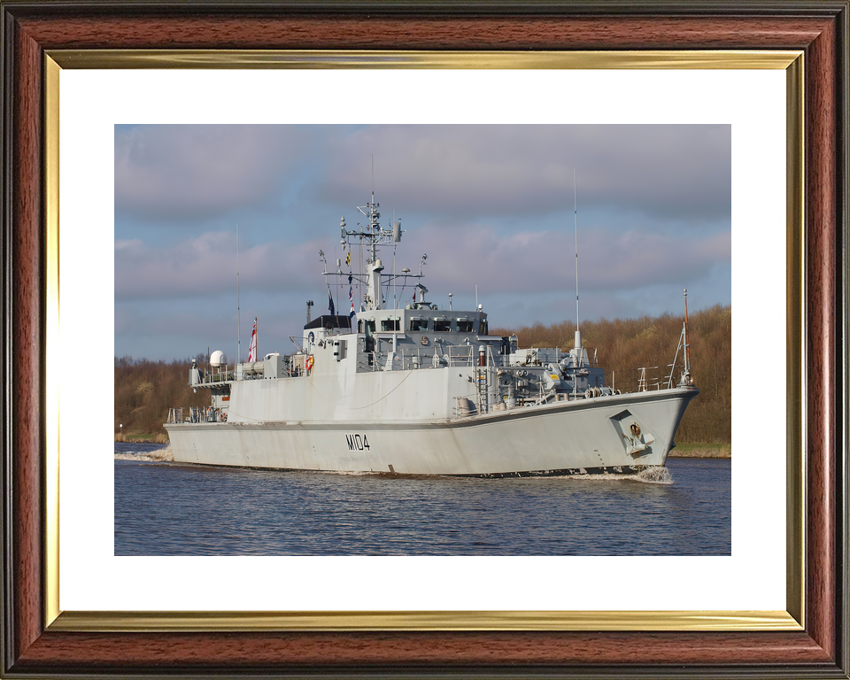 HMS Walney M104 Sandown Class Minehunter Starboard View Photo Print - Posters, Prints, & Visual Artwork - by Hampshire Prints (image 8 of 9)