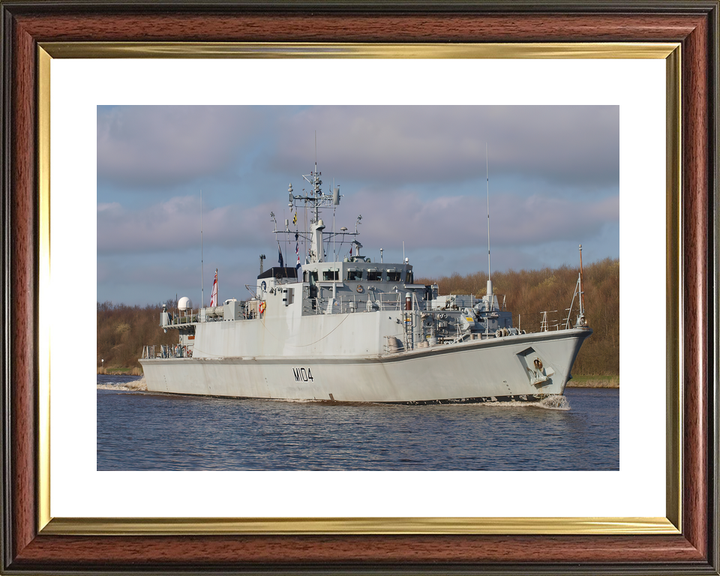 HMS Walney M104 Sandown Class Minehunter Starboard View Photo Print - Posters, Prints, & Visual Artwork - by Hampshire Prints (image 8 of 9)