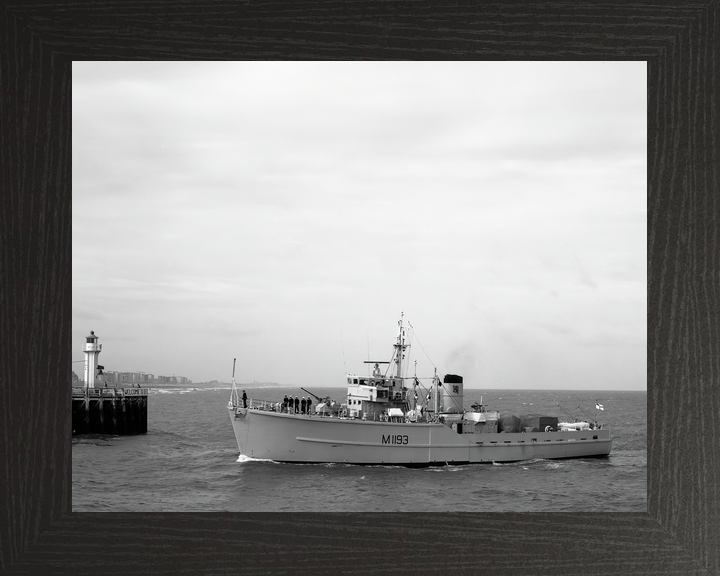 HMS Wolverton M1193 Ton Class Minesweeper Photo Print - Posters, Prints, & Visual Artwork - by Hampshire Prints (image 3 of 9)