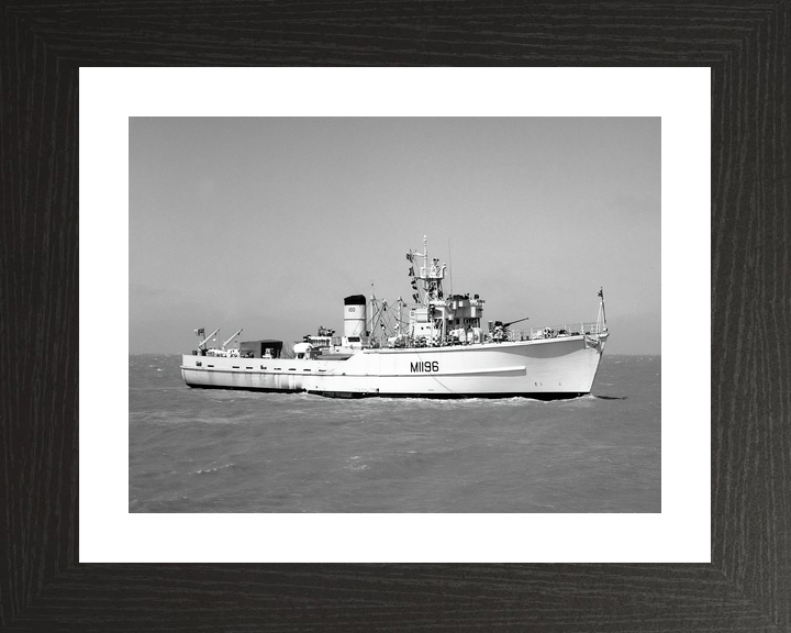 HMS Yarnton M1196 Ton Class Minesweeper Warship Photo Print - Posters, Prints, & Visual Artwork - by Hampshire Prints (image 2 of 9)